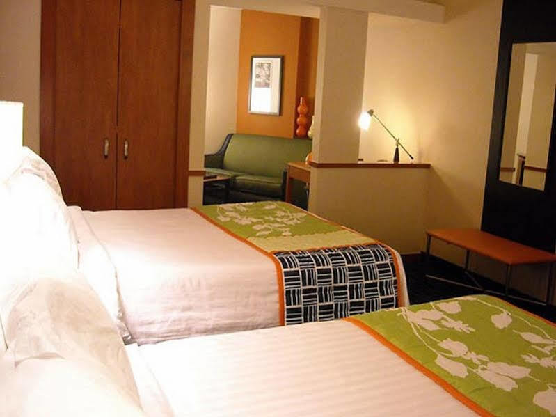 Fairfield Inn & Suites Columbia Pokój zdjęcie